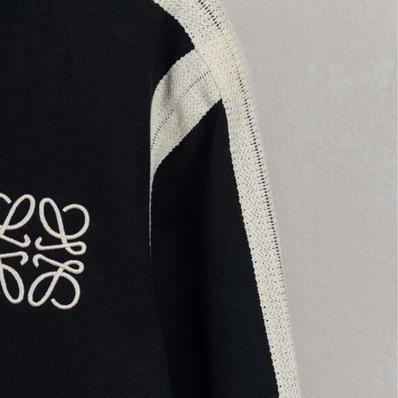 Loewe Lace Web Crew Neck Sweatshirt with Small Embroidered Chest Logo - Picture 6 of 9